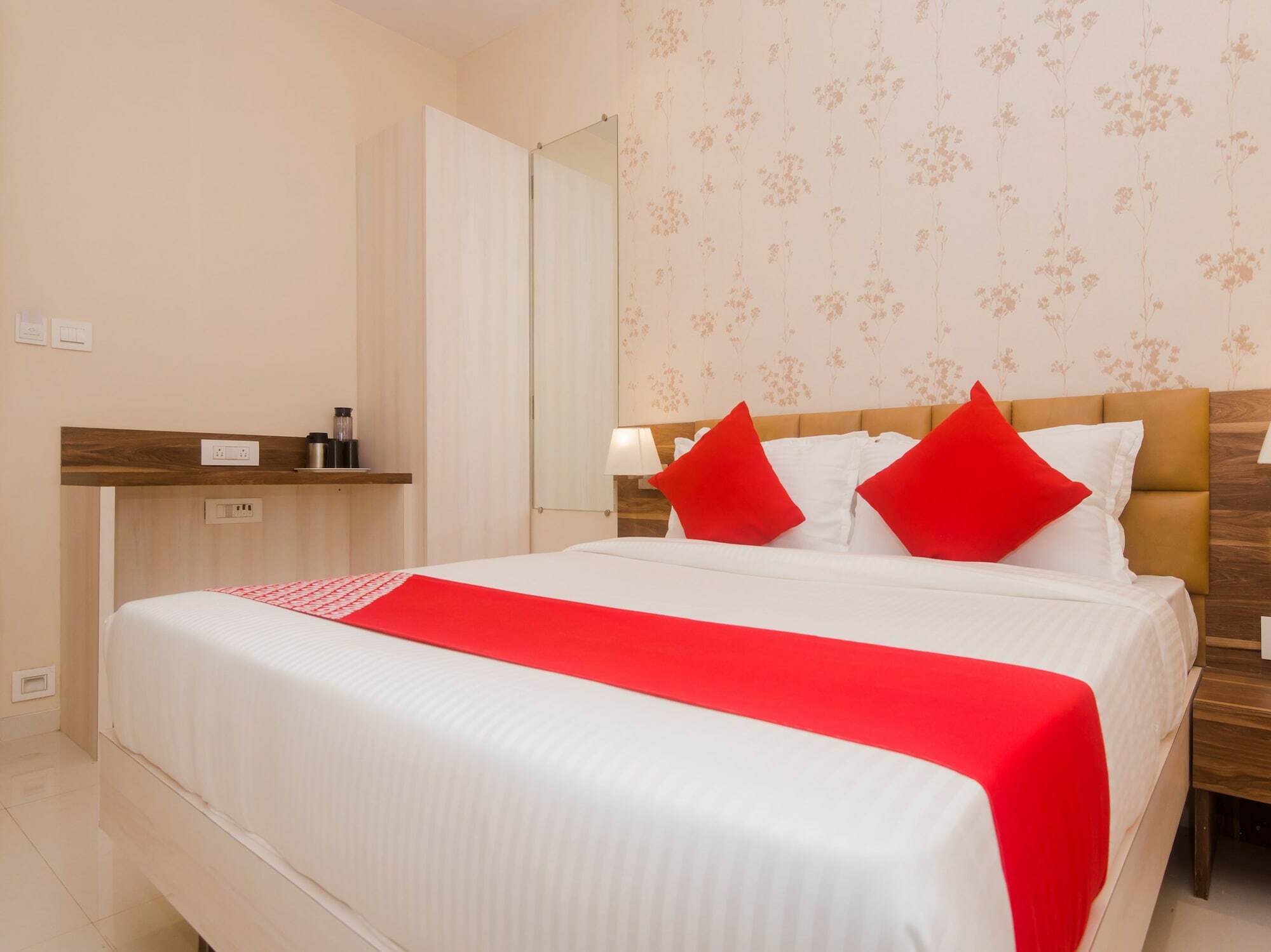 Fabhotel Grand Heritage - Nr Bkc Mumbai Luaran gambar